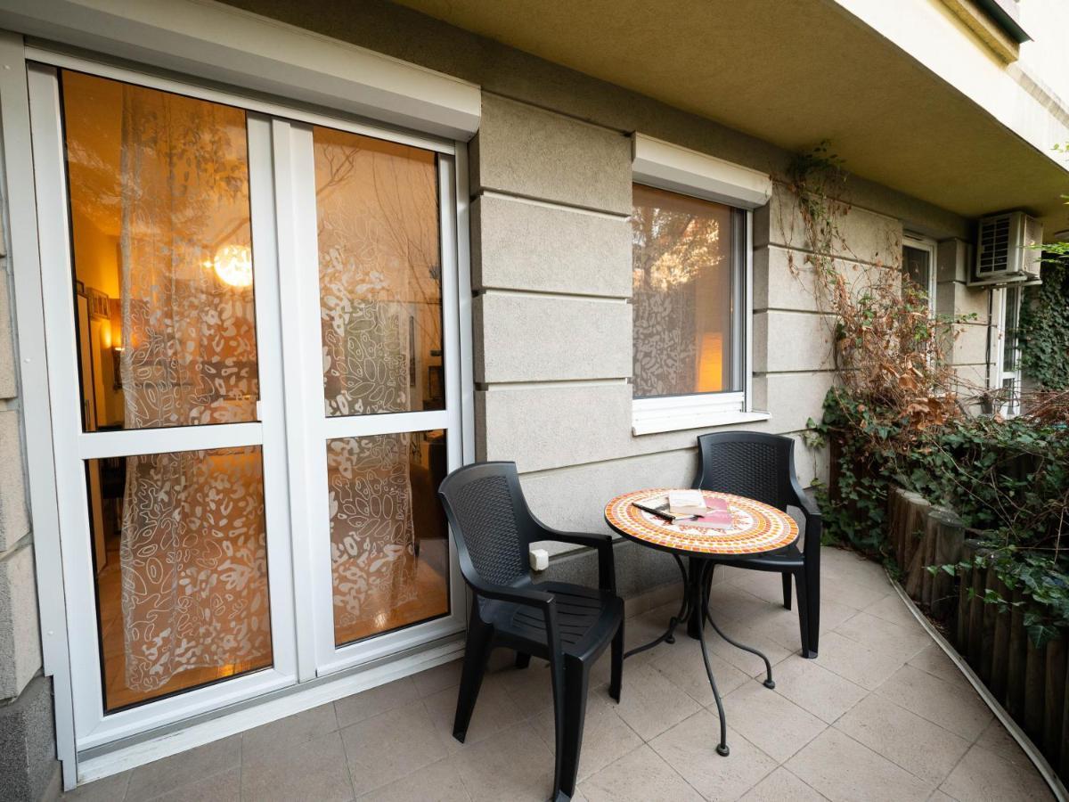 Super Cute Studio With Terrace Next To Gozsdu Passage Будапеща Екстериор снимка